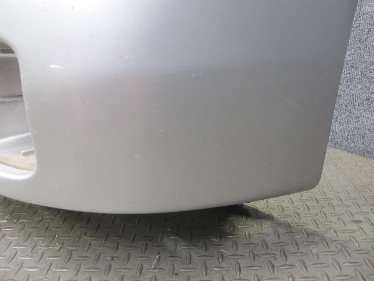 2004-2008 Cadillac XLR Front Bumper Cover Assembly Silver