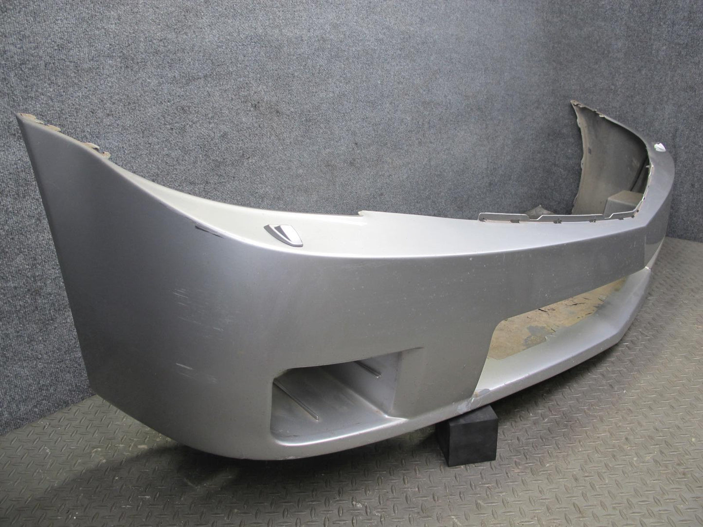 2004-2008 Cadillac XLR Front Bumper Cover Assembly Silver