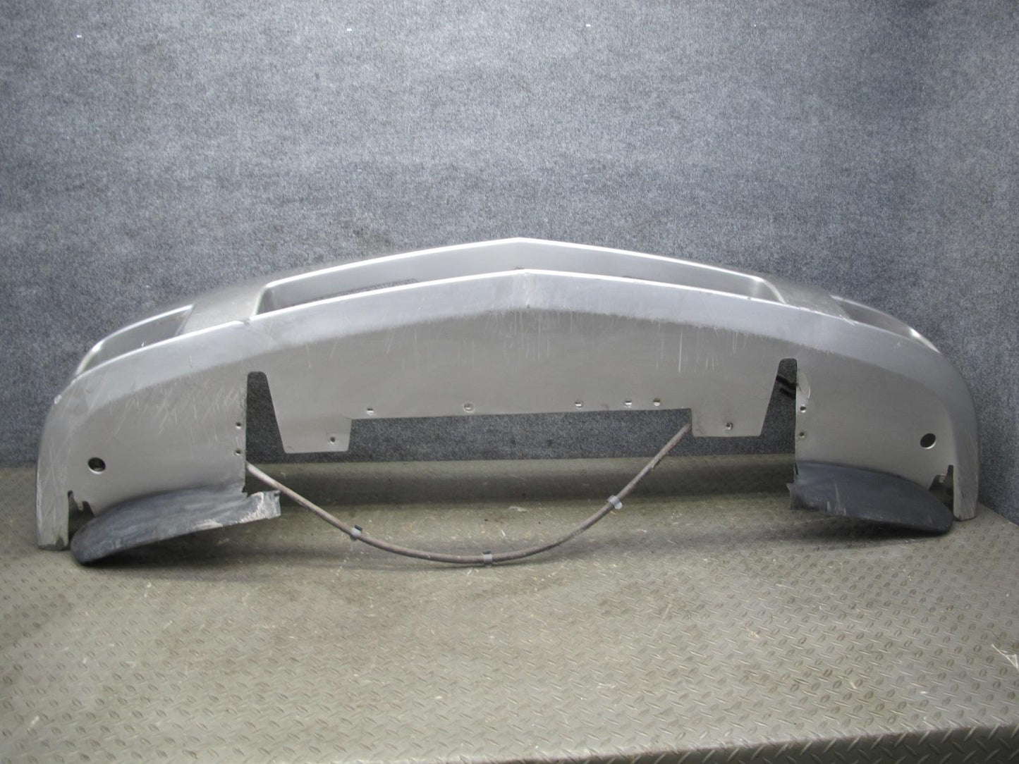 2004-2008 Cadillac XLR Front Bumper Cover Assembly Silver