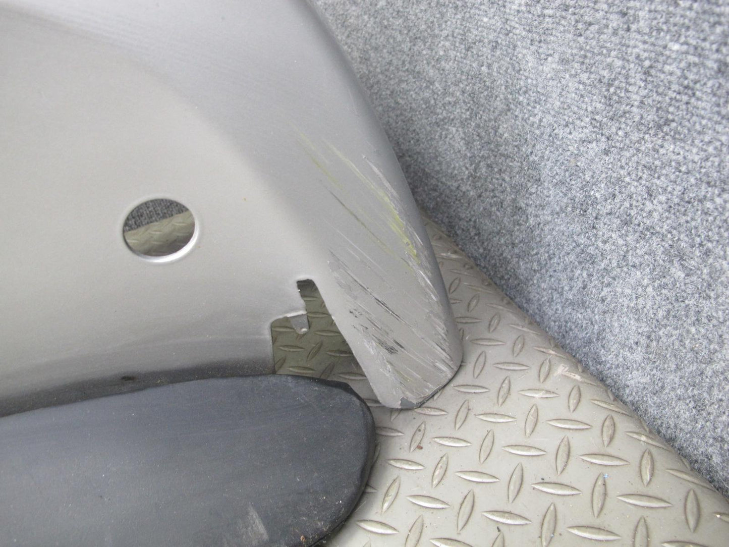 2004-2008 Cadillac XLR Front Bumper Cover Assembly Silver