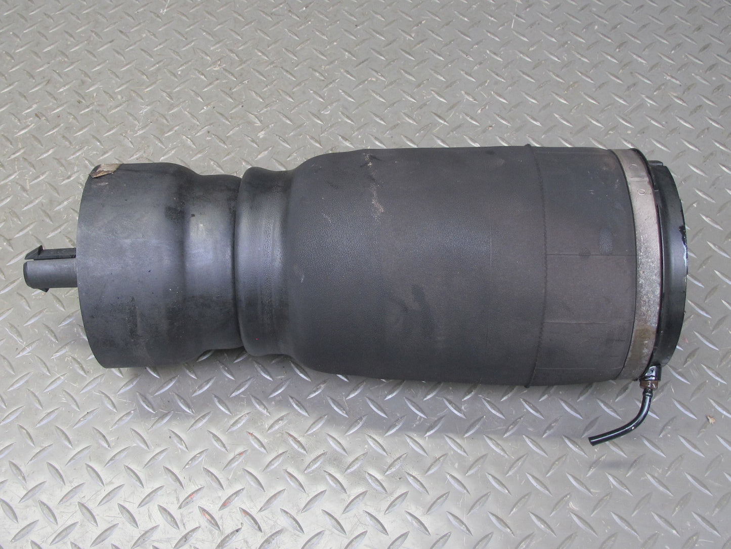 2013-2022 Range Rover L405 5.0 Supercharged Rear Right Air Strut Spring