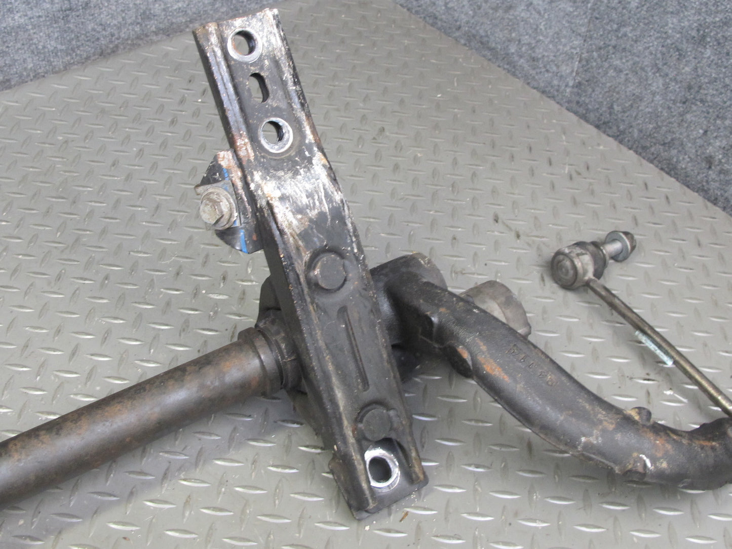 2014-2017 Land Range Rover L405 Front Anti Roll Active Stabilizer Sway Bar