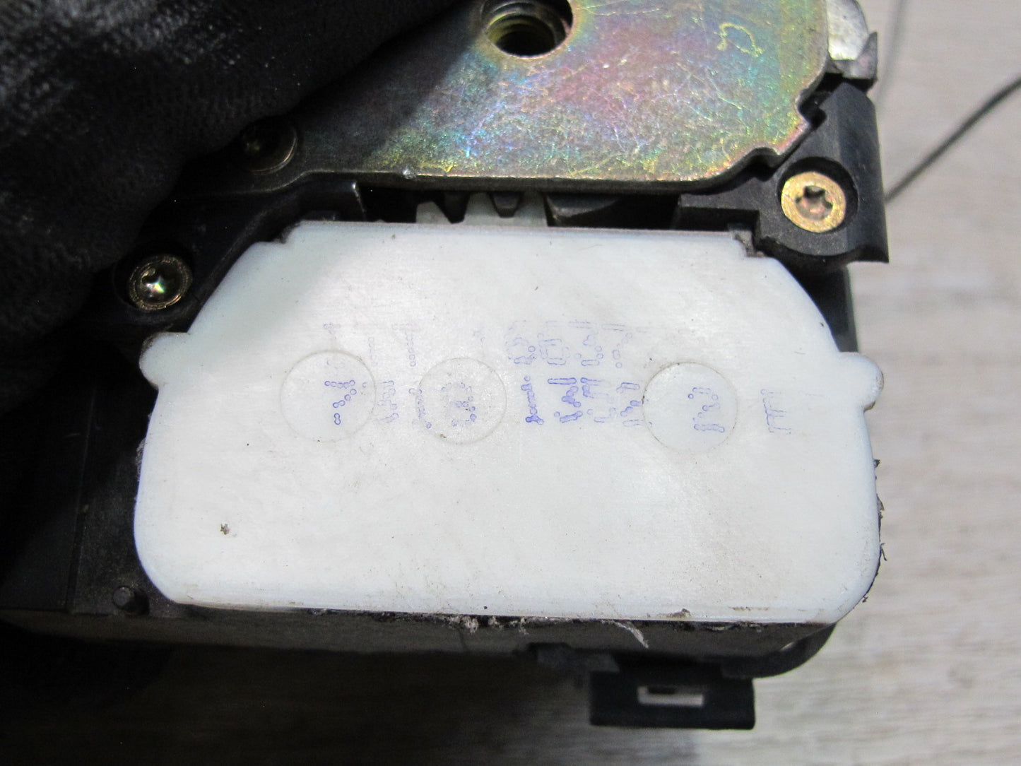 93-02 Chevrolet Camaro Right Passenger Door Lock Latch Actuator OEM