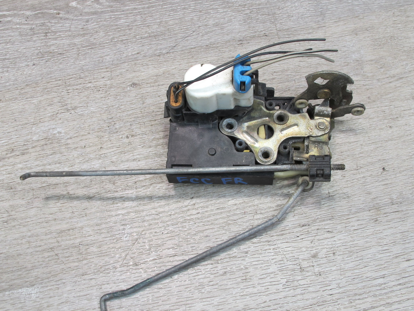 93-02 Chevrolet Camaro Right Passenger Door Lock Latch Actuator OEM