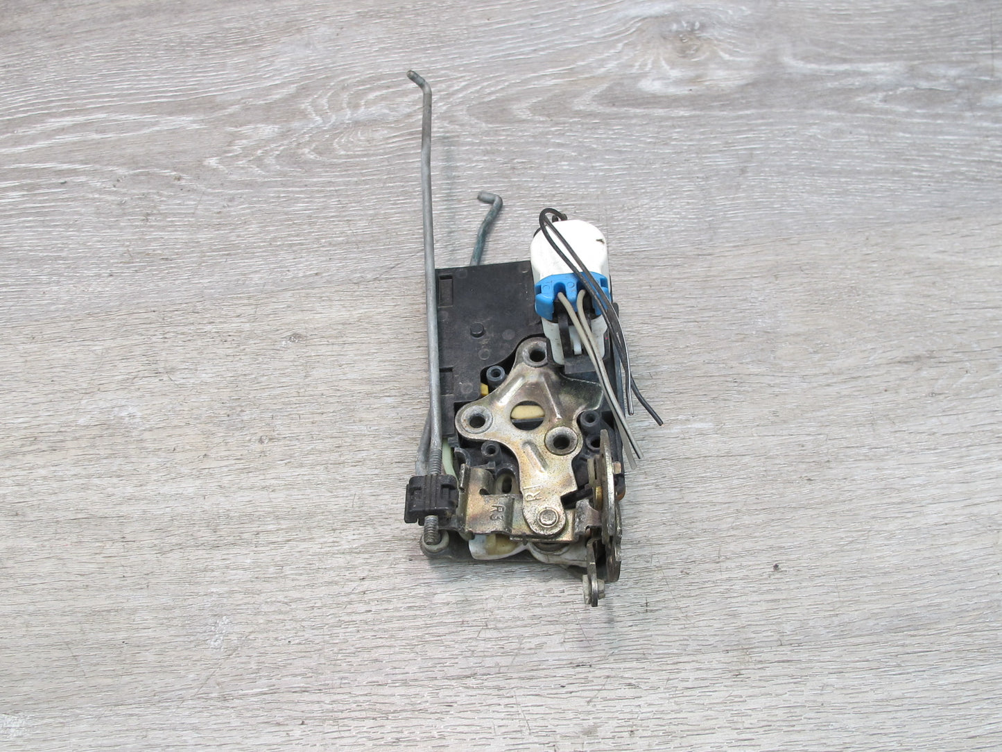 93-02 Chevrolet Camaro Right Passenger Door Lock Latch Actuator OEM