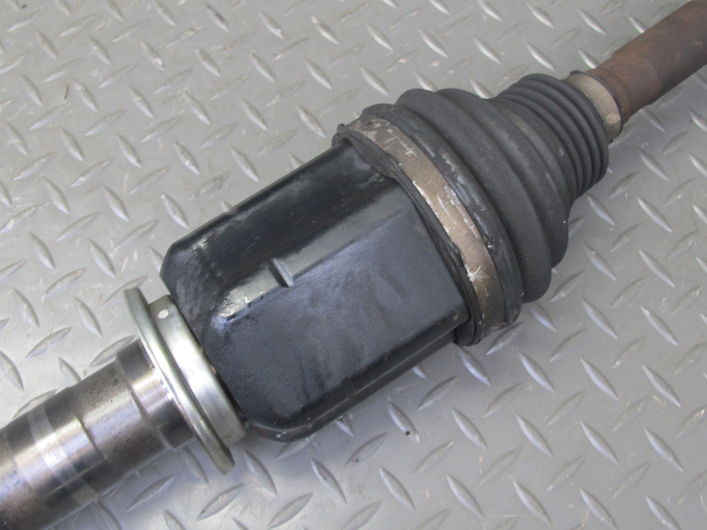 2013-2022 Land Range Rover L405 5.0L 4x4 Front Right Suspension Axle Shaft