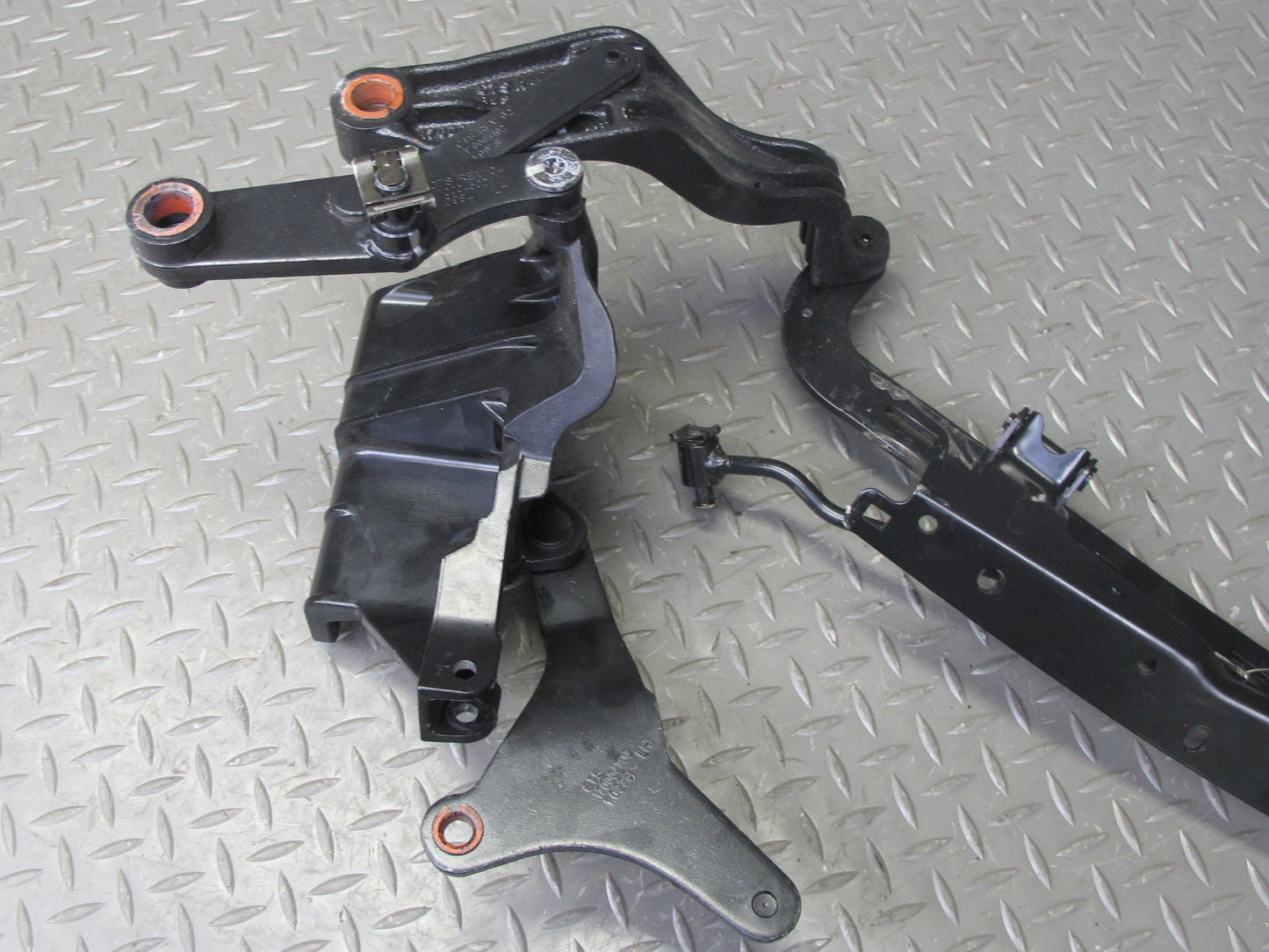 2004-2009 Cadillac XLR Front Left & Right Side Convertible TOP Hinge Bracket Set