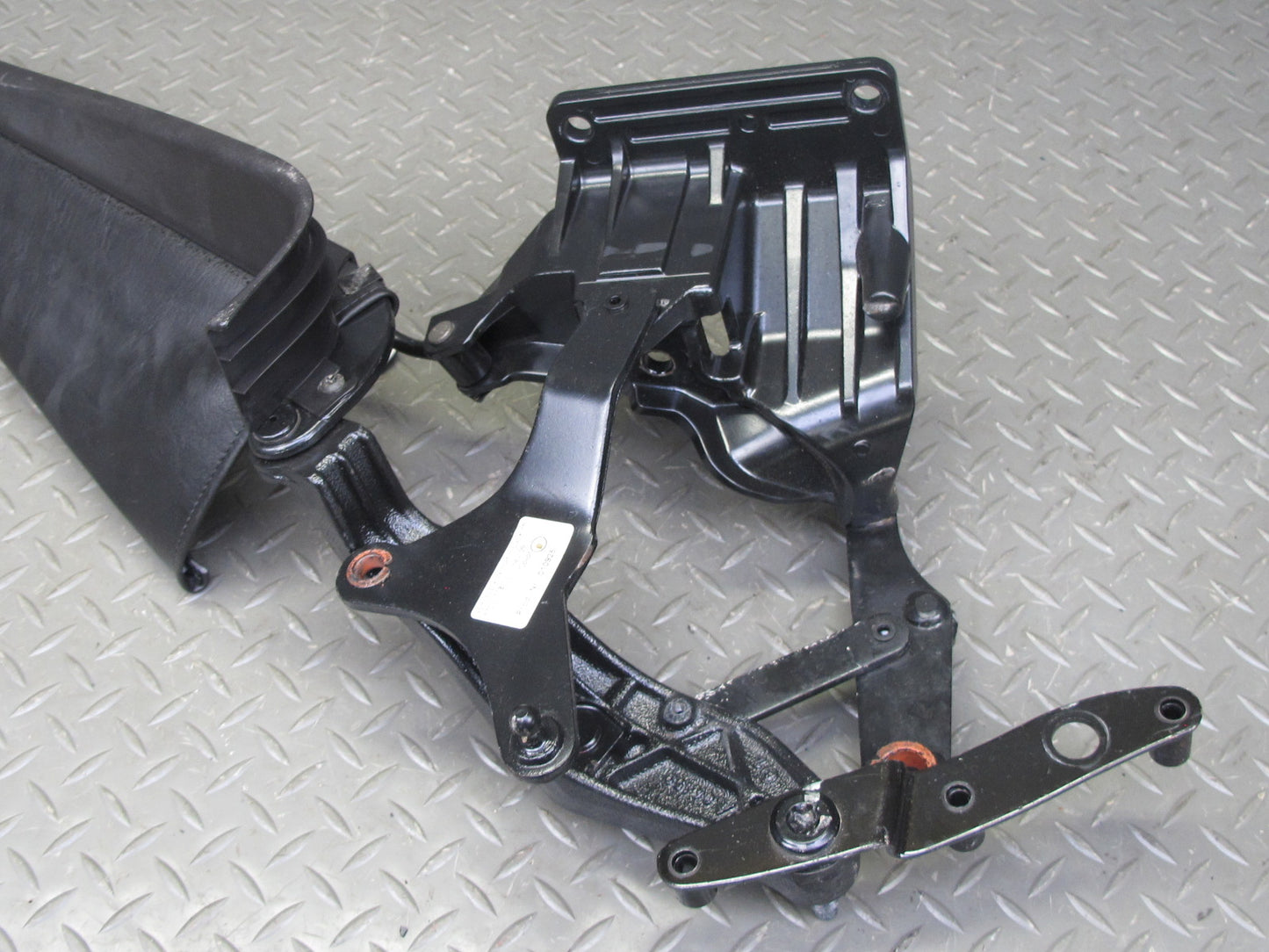 2004-2009 Cadillac XLR Front Left & Right Side Convertible TOP Hinge Bracket Set