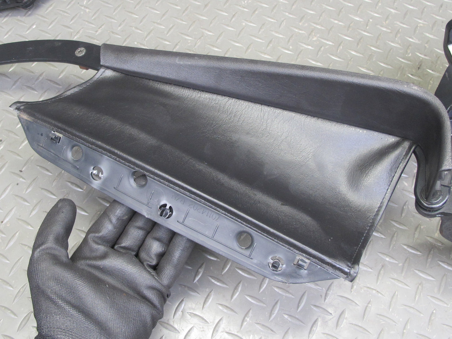 2004-2009 Cadillac XLR Front Left & Right Side Convertible TOP Hinge Bracket Set