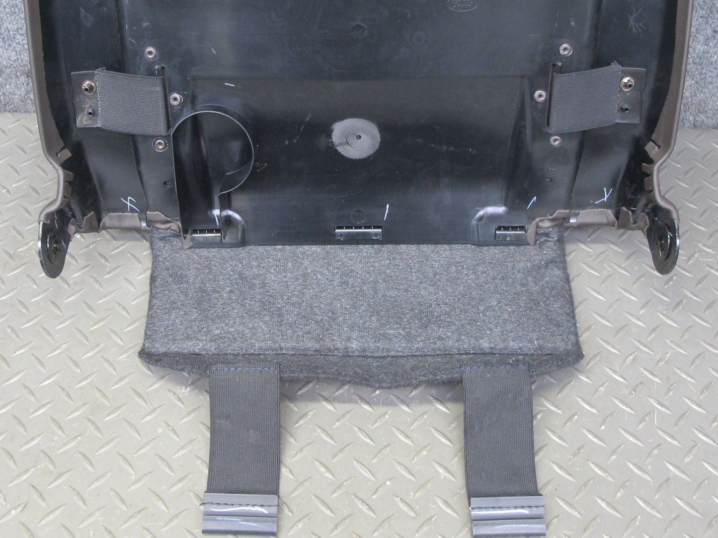 2013-2017 Land Range Rover L405 Front Right Seat Back Trim Cover Panel
