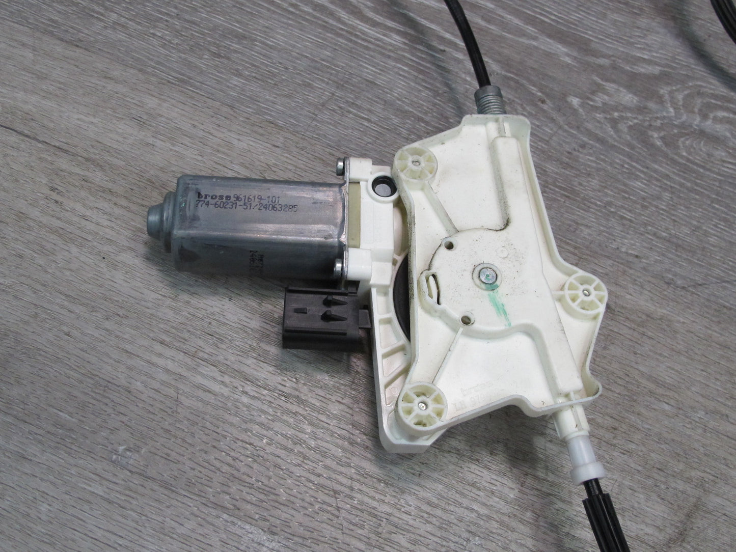 09-20 Nissan 370Z Z34 Left Driver Door Window Regulator w Motor Assembly OEM