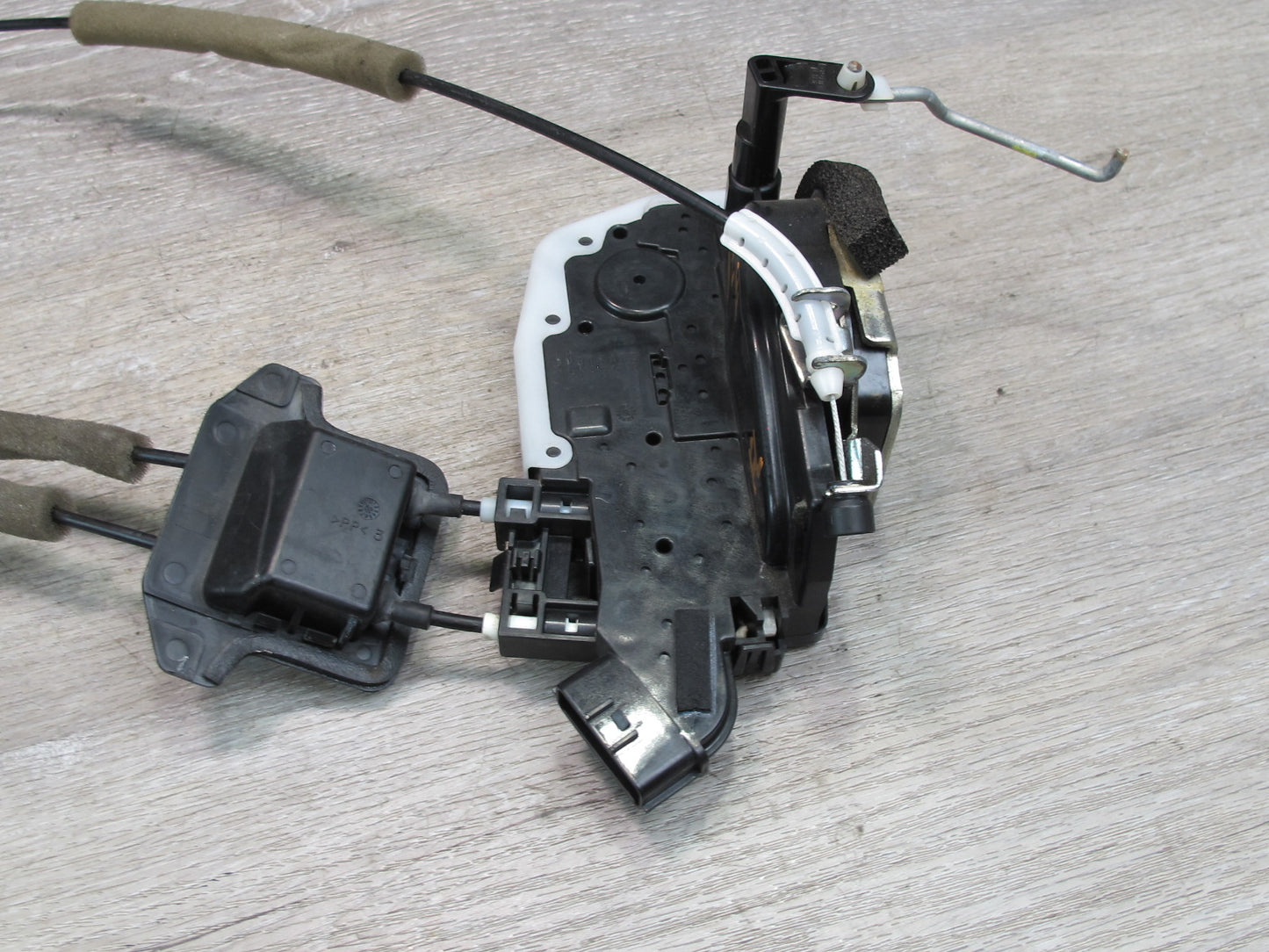 09-20 Nissan 370Z Z34 Front Left Driver Door Lock Latch Actuator OEM