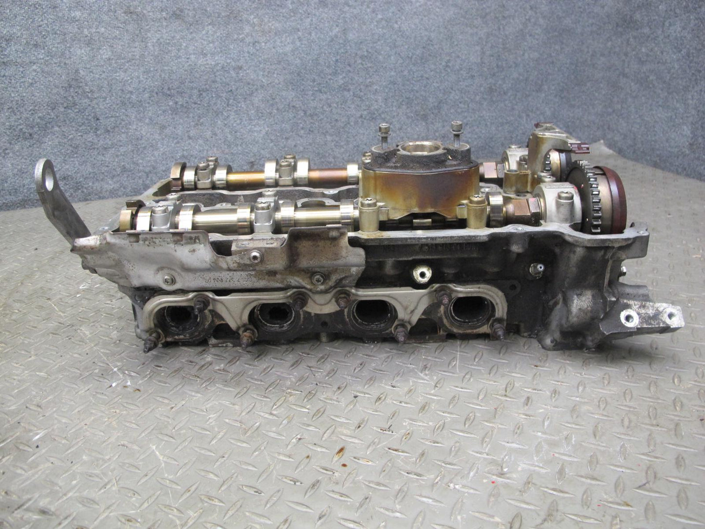 12-14 BMW F12 F13 4.4L N63 Engine Motor Left Cylinder Head w Camshafts 153k OEM
