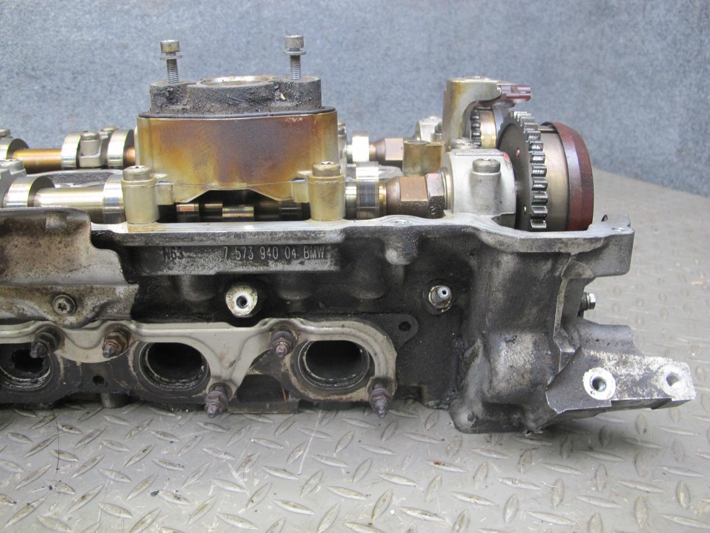 12-14 BMW F12 F13 4.4L N63 Engine Motor Left Cylinder Head w Camshafts 153k OEM