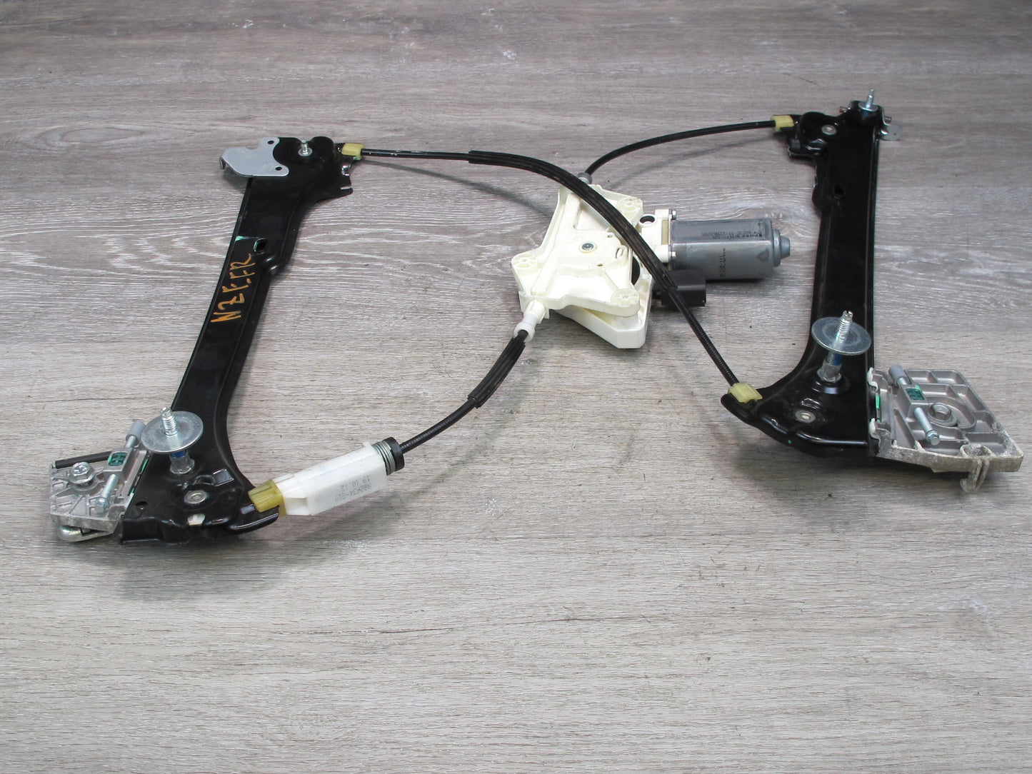 09-20 Nissan 370Z Z34 Front Right Pass Door Window Regulator w Motor Assy OEM