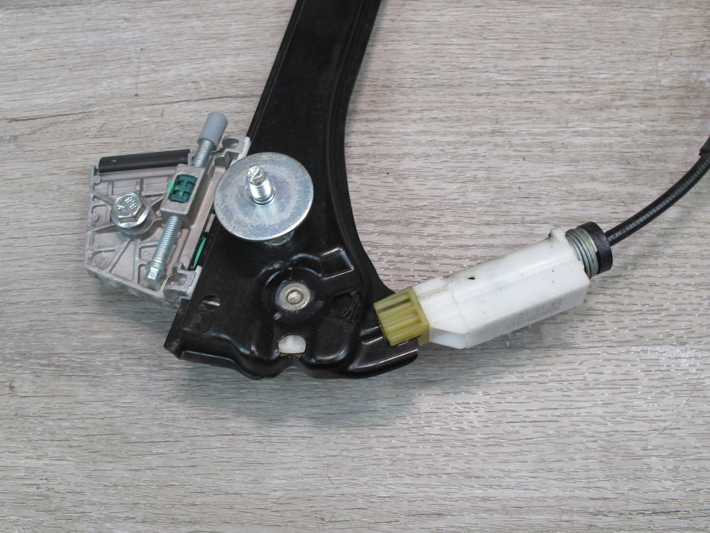 09-20 Nissan 370Z Z34 Front Right Pass Door Window Regulator w Motor Assy OEM