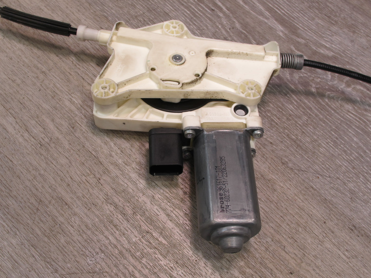 09-20 Nissan 370Z Z34 Front Right Pass Door Window Regulator w Motor Assy OEM
