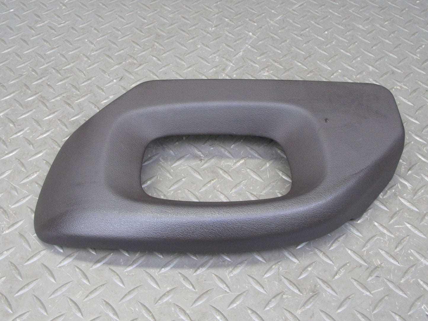 2013-2017 Land Range Rover L405 Front Right Seat Adjust Trim Cover Panel