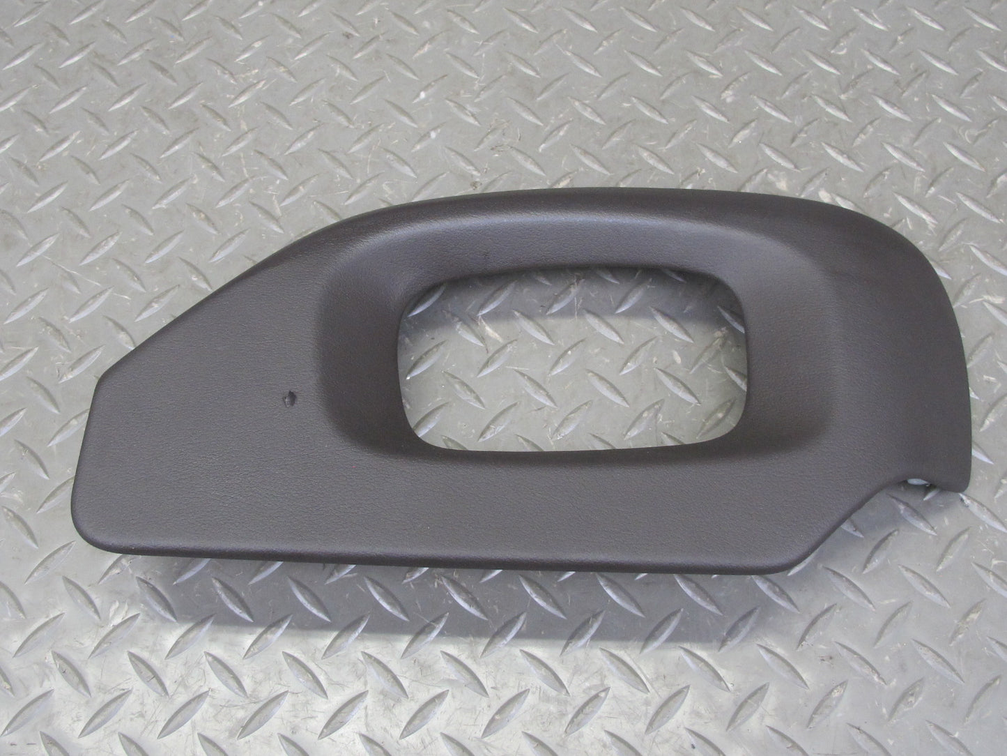 2013-2017 Land Range Rover L405 Front Right Seat Adjust Trim Cover Panel