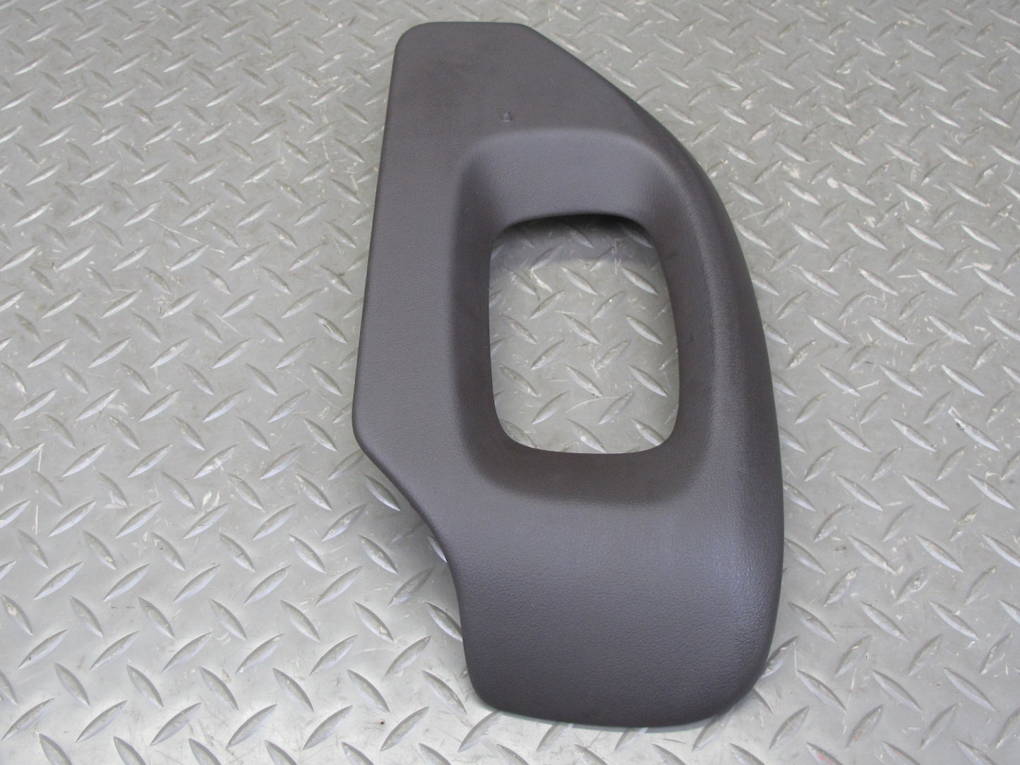 2013-2017 Land Range Rover L405 Front Right Seat Adjust Trim Cover Panel