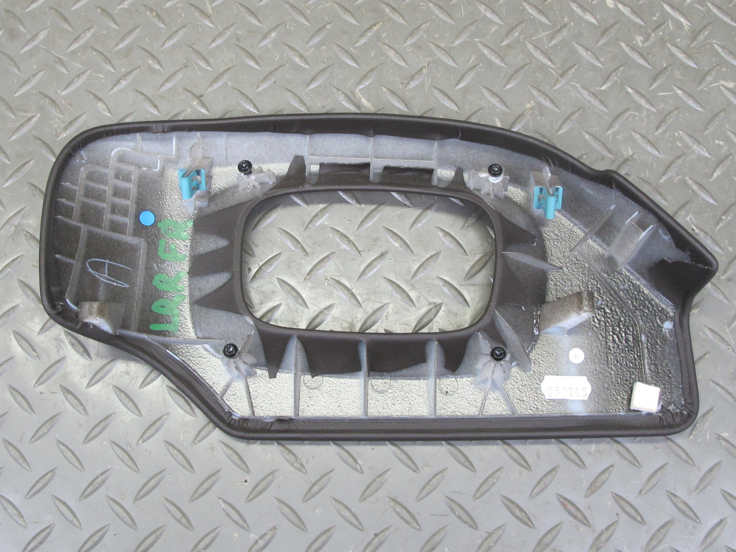 2013-2017 Land Range Rover L405 Front Right Seat Adjust Trim Cover Panel