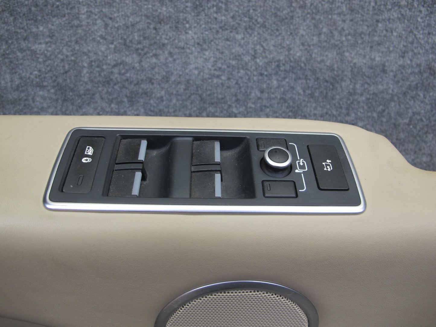 2013-2017 Land Range Rover L405 Front Left & Right Door Interior Trim Panel Set