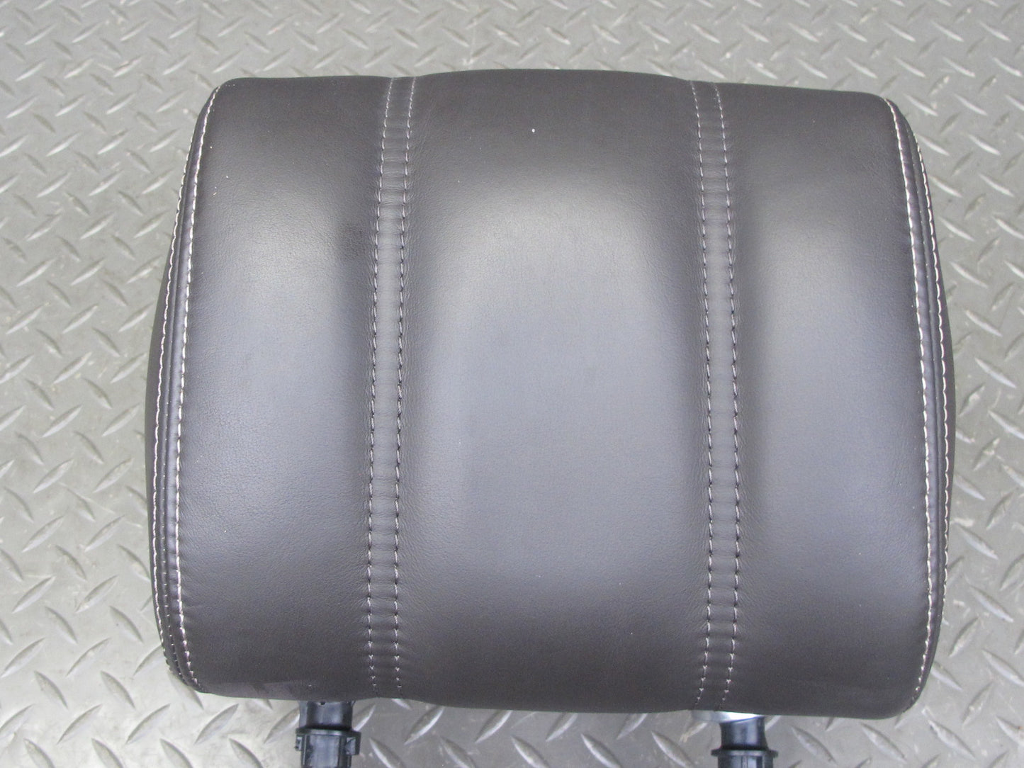2013-2017 Land Range Rover L405 Front Left Leather Headrest w Screen Espresso