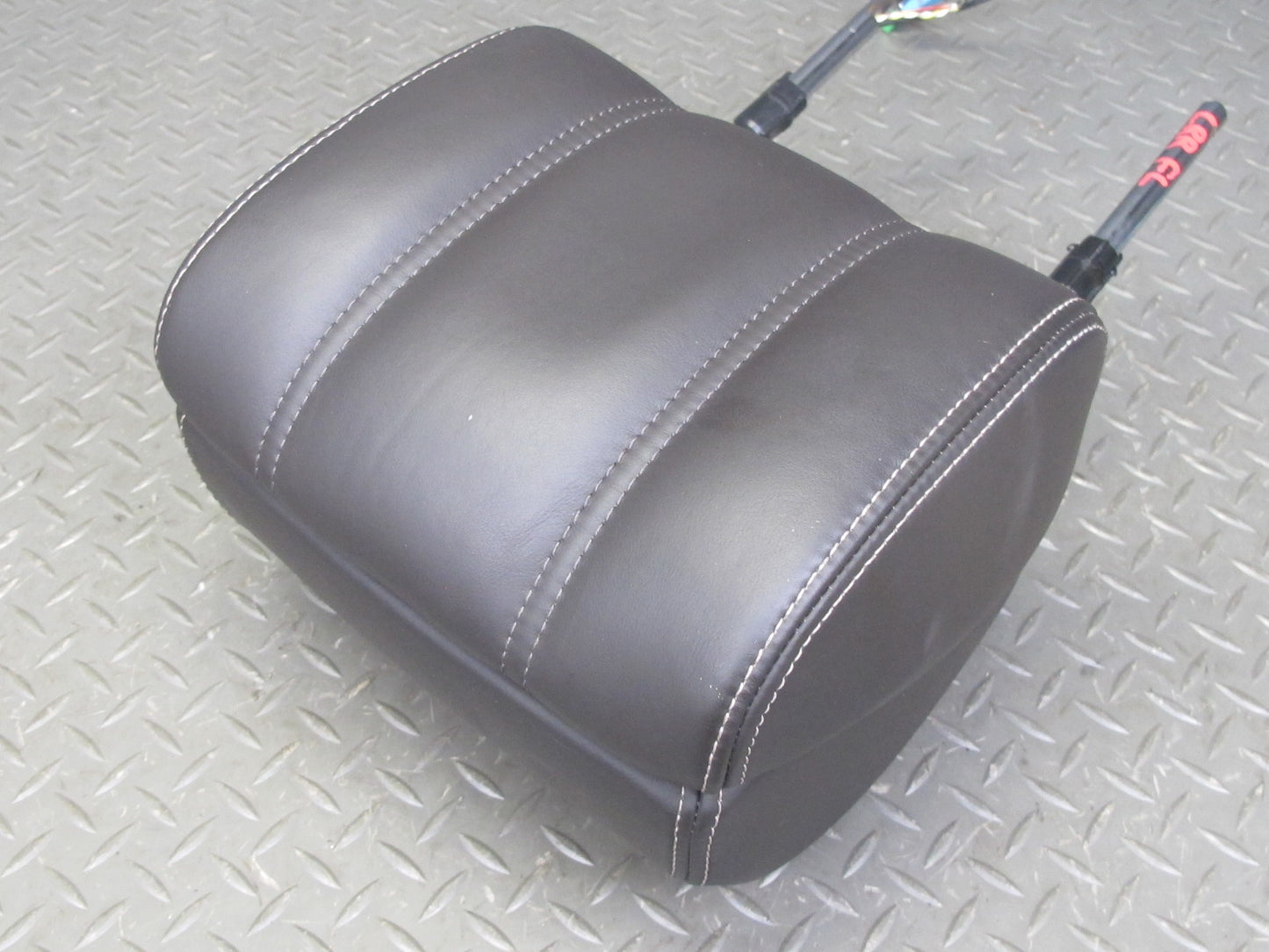 2013-2017 Land Range Rover L405 Front Left Leather Headrest w Screen Espresso