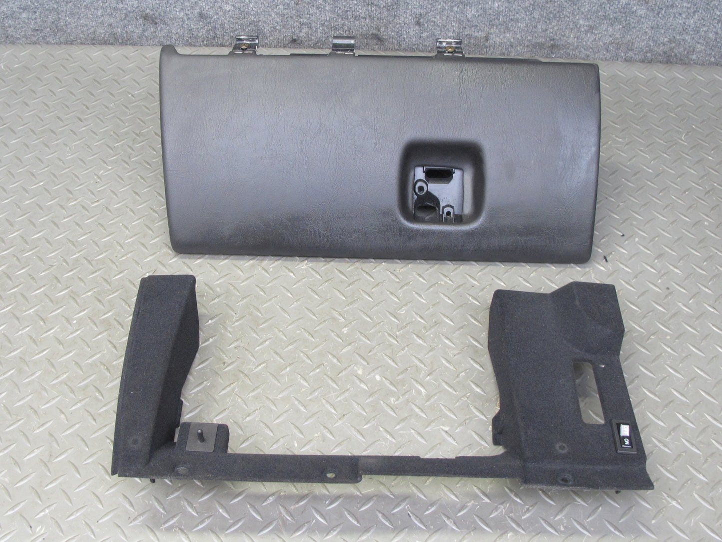 2004-2009 Cadillac XLR Right Side Dashboard Glove Box W/ Frame Trim Panel Set