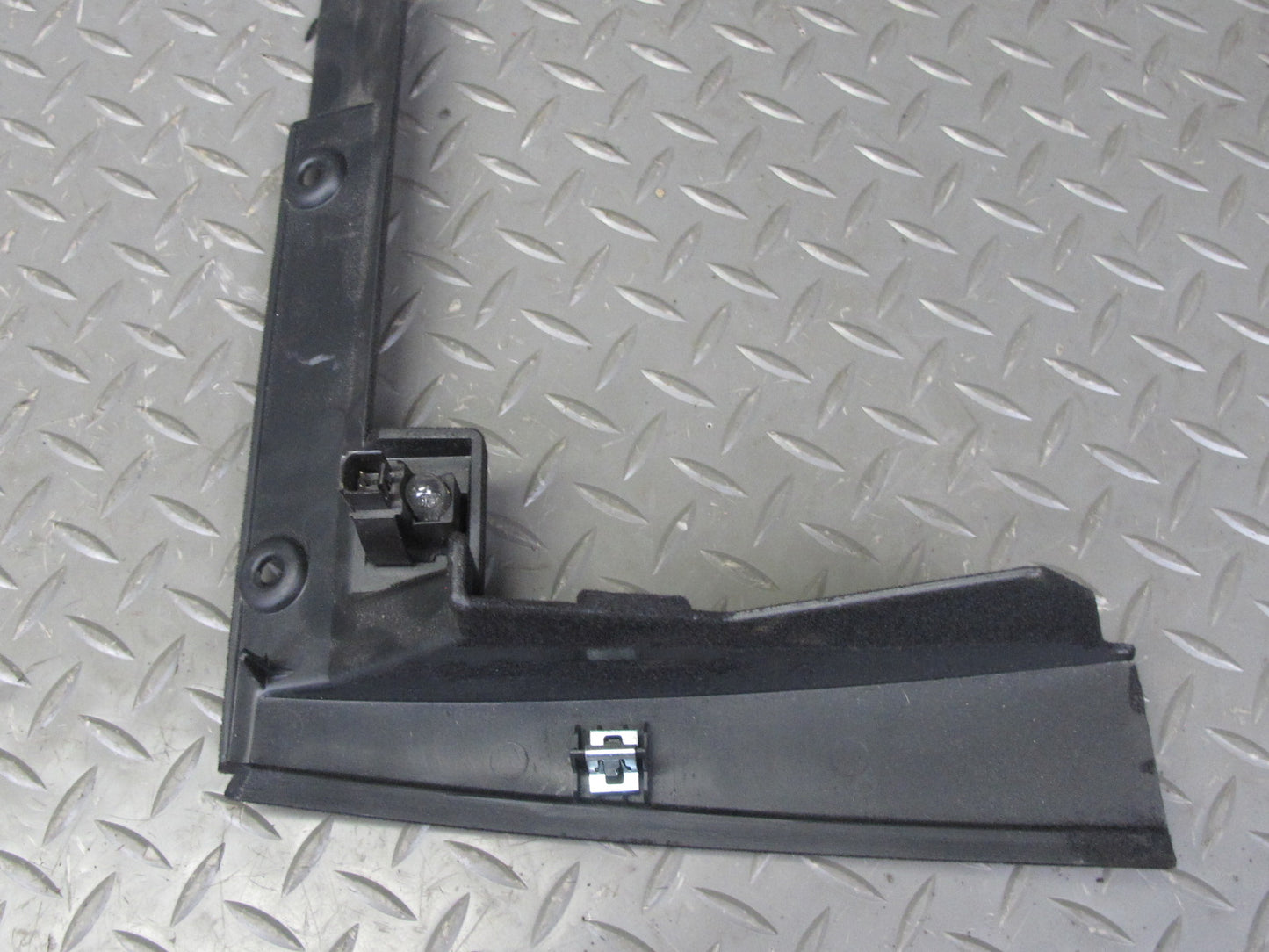 2004-2009 Cadillac XLR Right Side Dashboard Glove Box W/ Frame Trim Panel Set