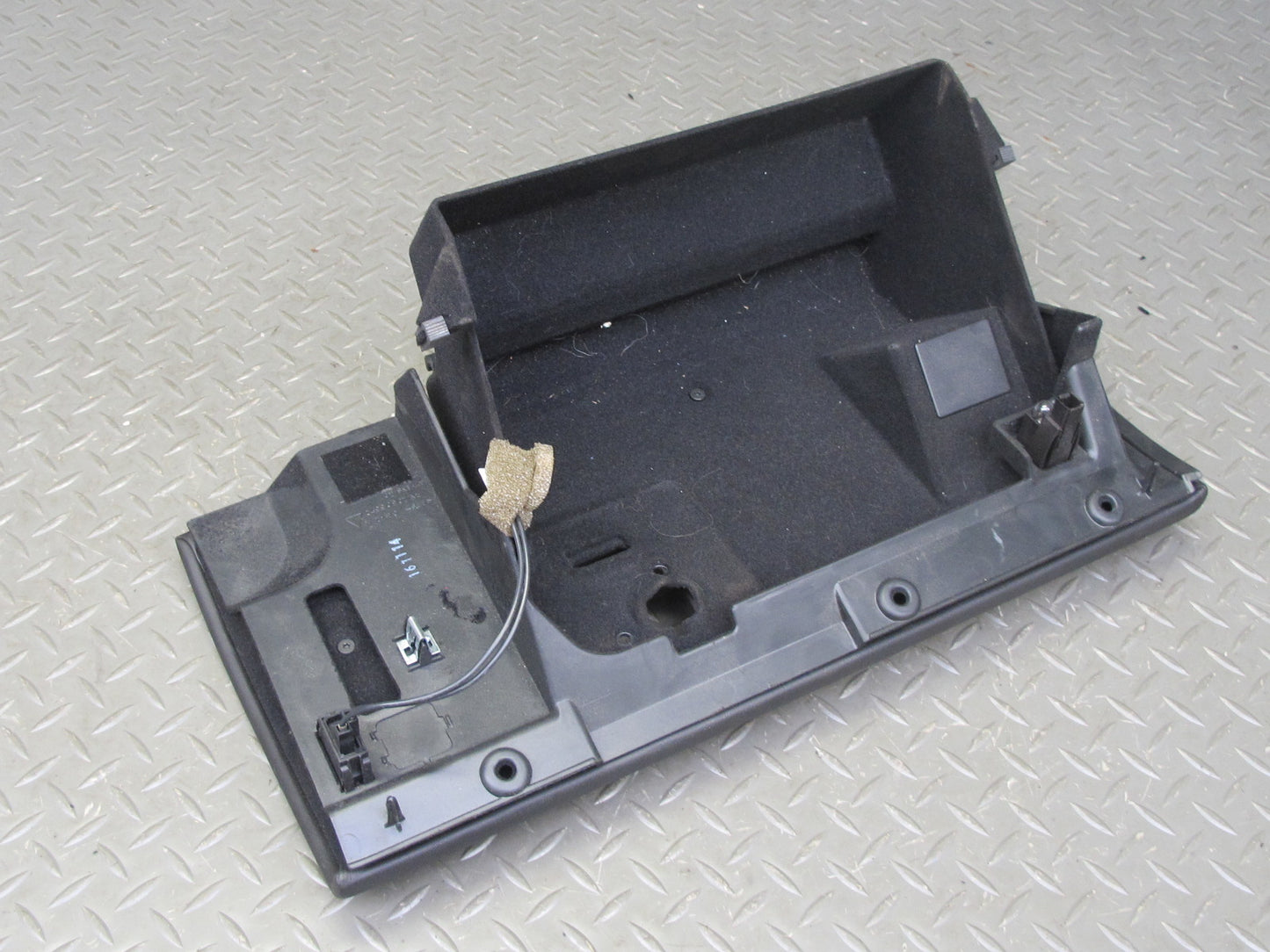 2004-2009 Cadillac XLR Right Side Dashboard Glove Box W/ Frame Trim Panel Set