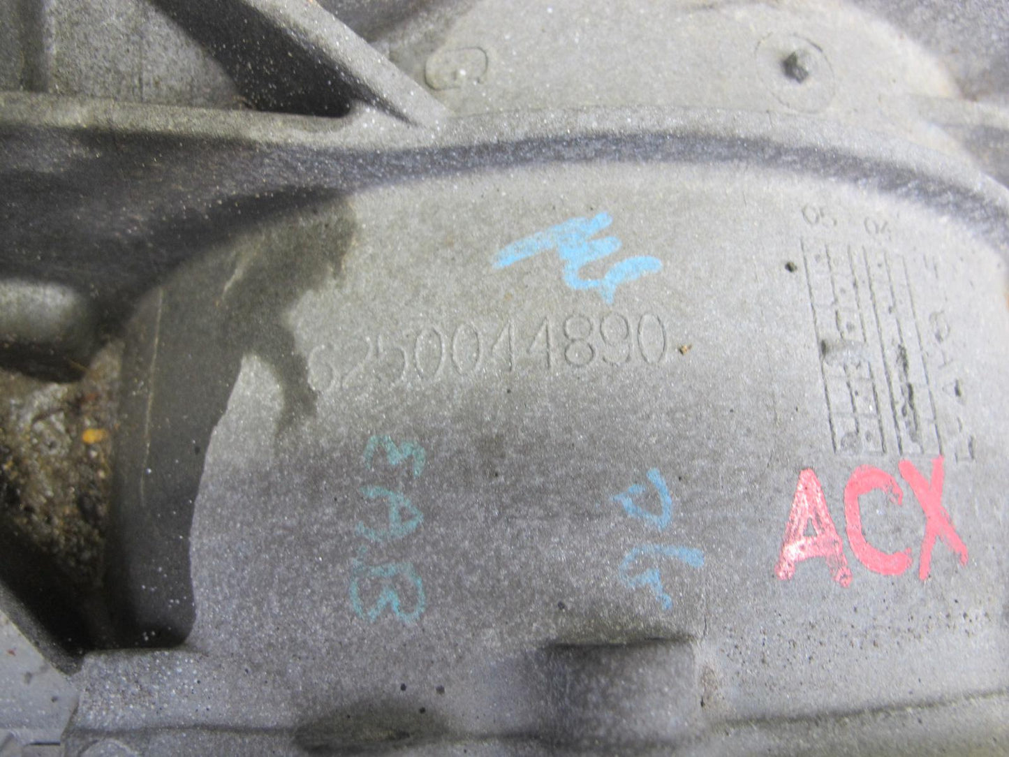 2004-2006 Cadillac XLR 4.6L Rear Differential Axle Carrier Assembly 2.93 Ratio