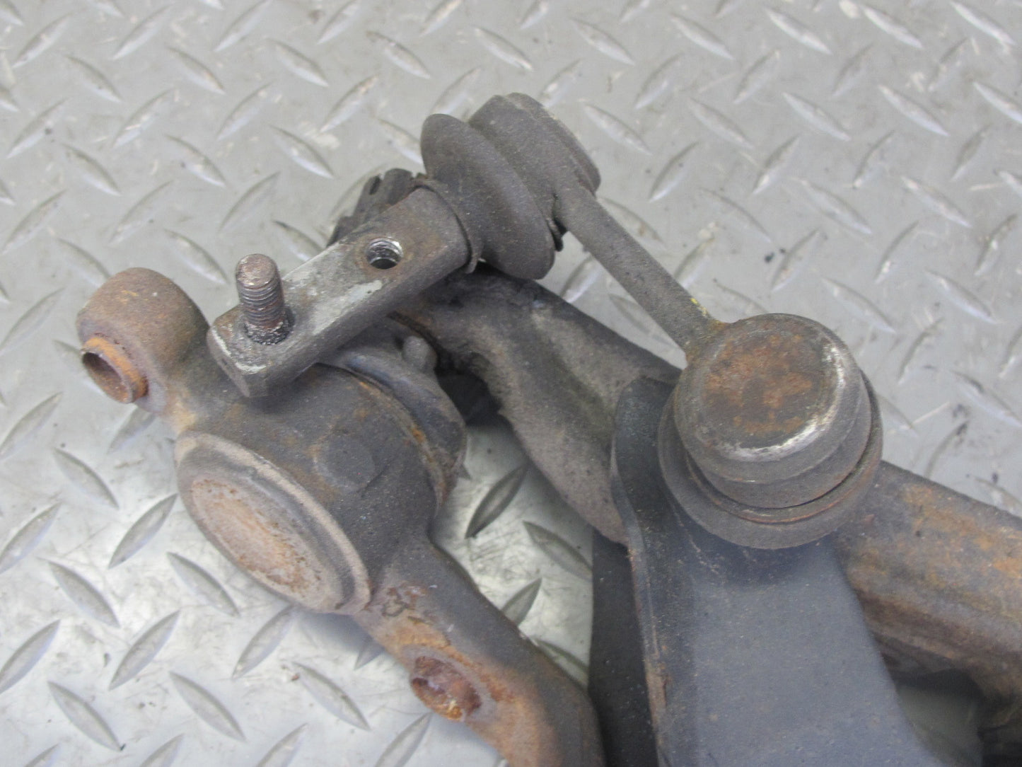 98-05 Lexus JZS160L GS400 GS430 GS300 Front Left Lower Control Arm w Link OEM