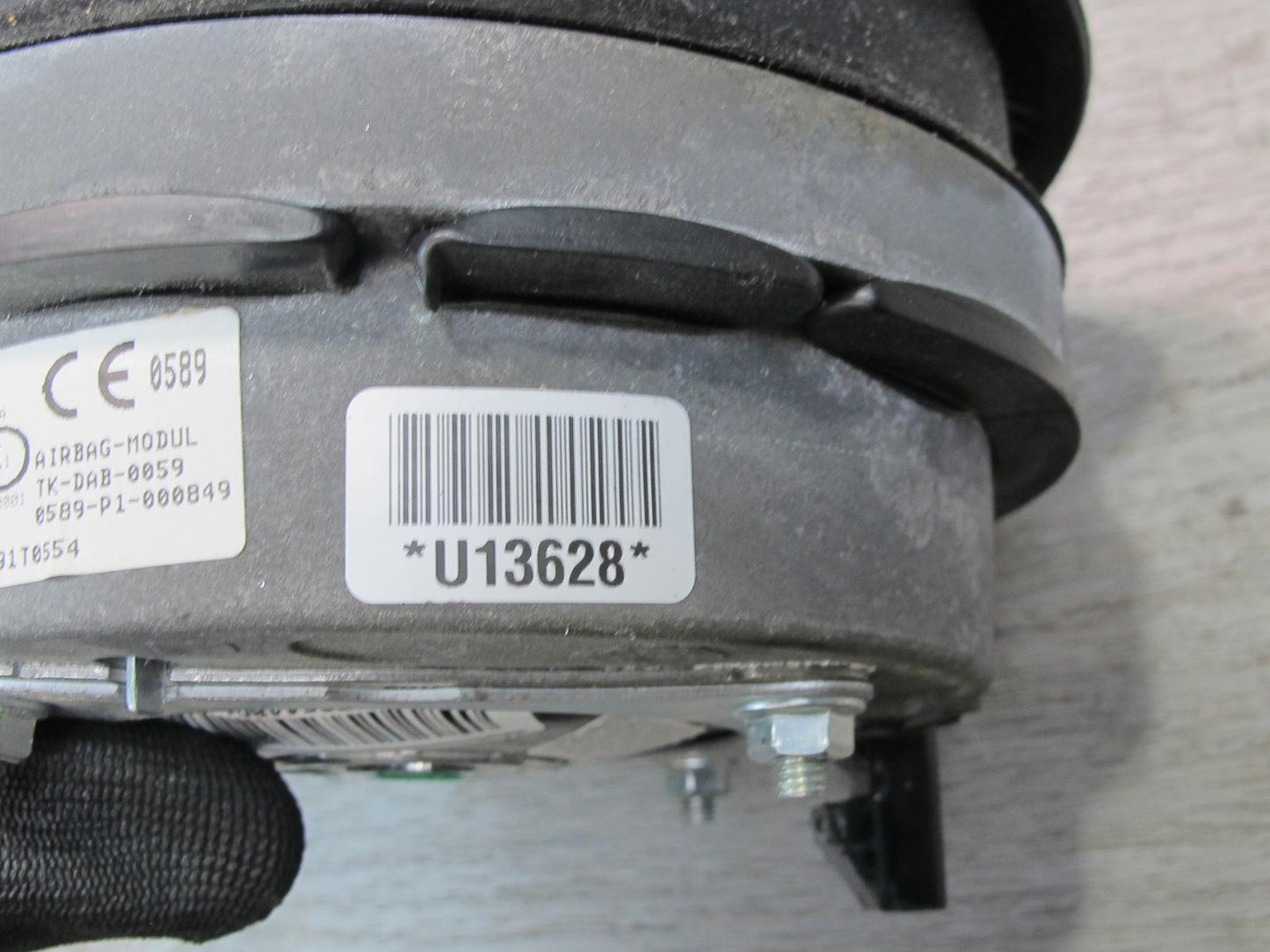 01-06 BMW E46 3-SERIES M3 FRONT LEFT DRIVER SIDE SPORT STEERING WHEEL SRS AIRBAG OEM