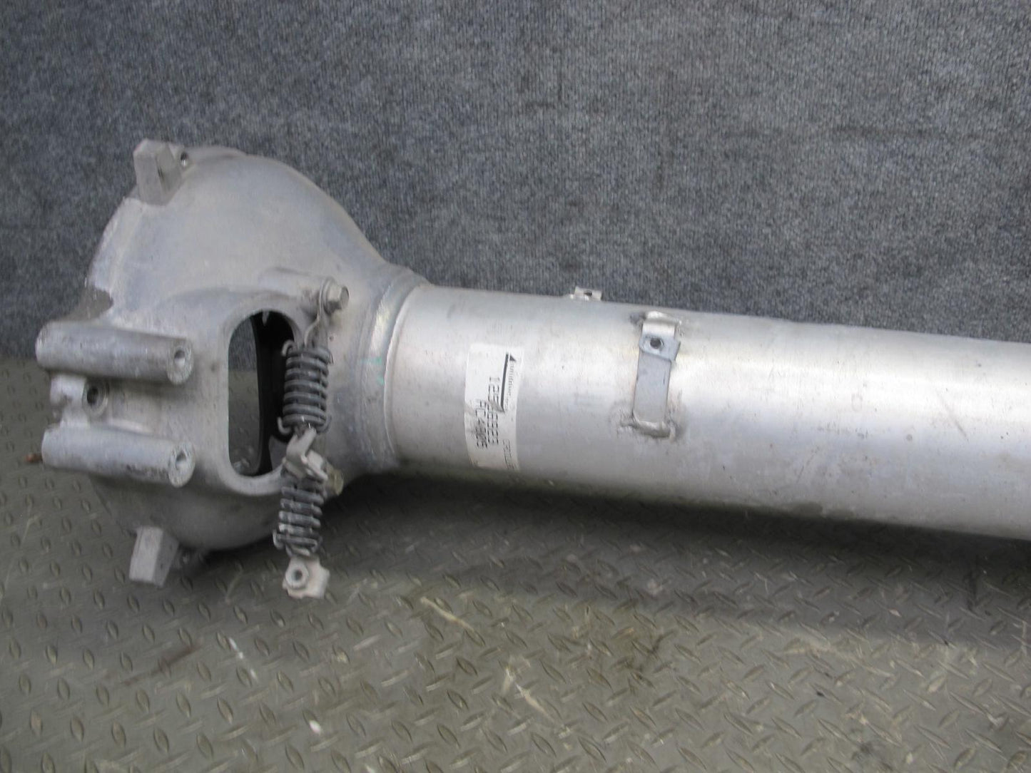 2004-2006 Cadillac XLR Rear Axle Drive Shaft Torque Tube Support 12566923