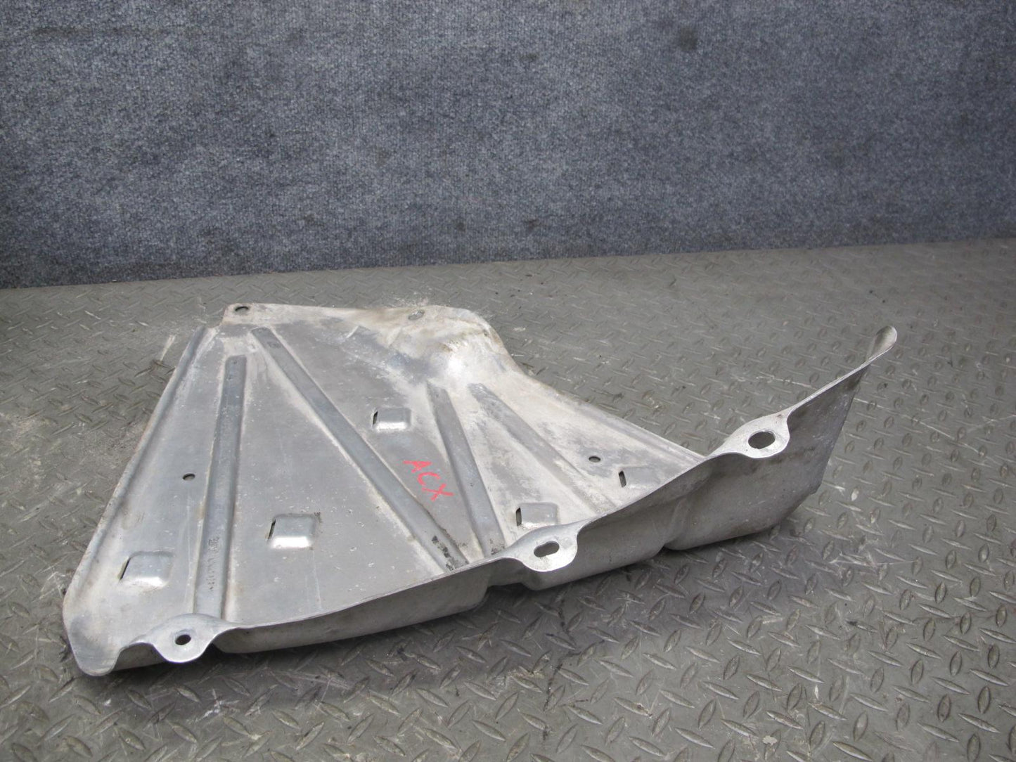 2004-2009 Cadillac XLR Right Left Gas Fuel Tank Heat Shield Set