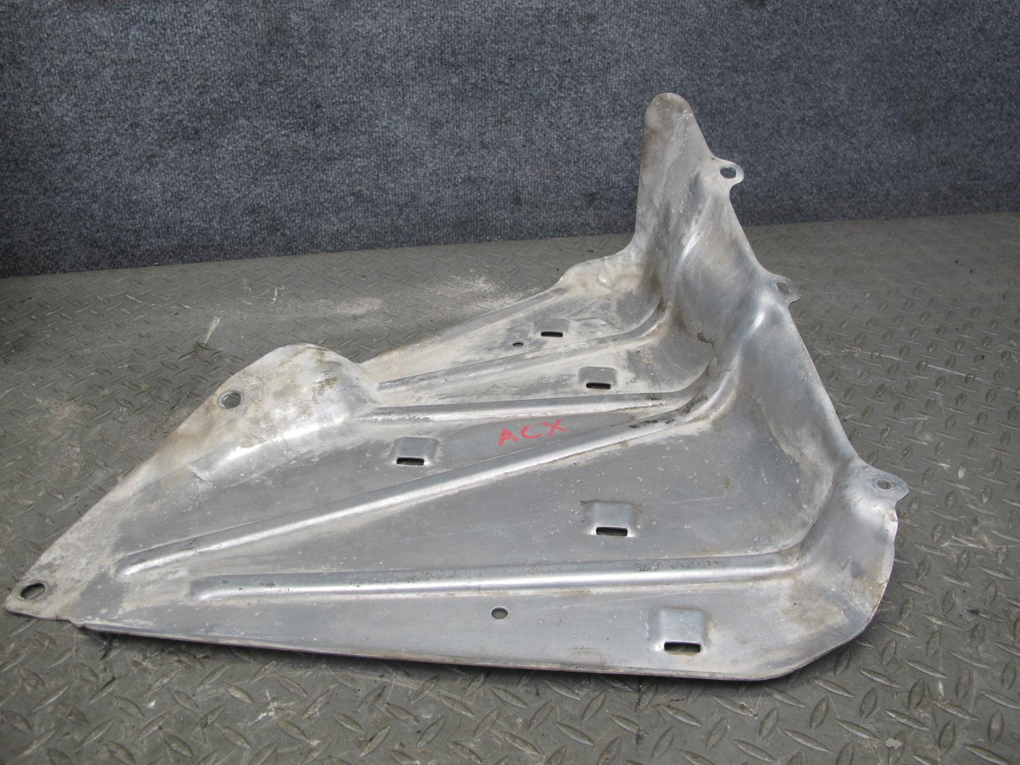 2004-2009 Cadillac XLR Right Left Gas Fuel Tank Heat Shield Set