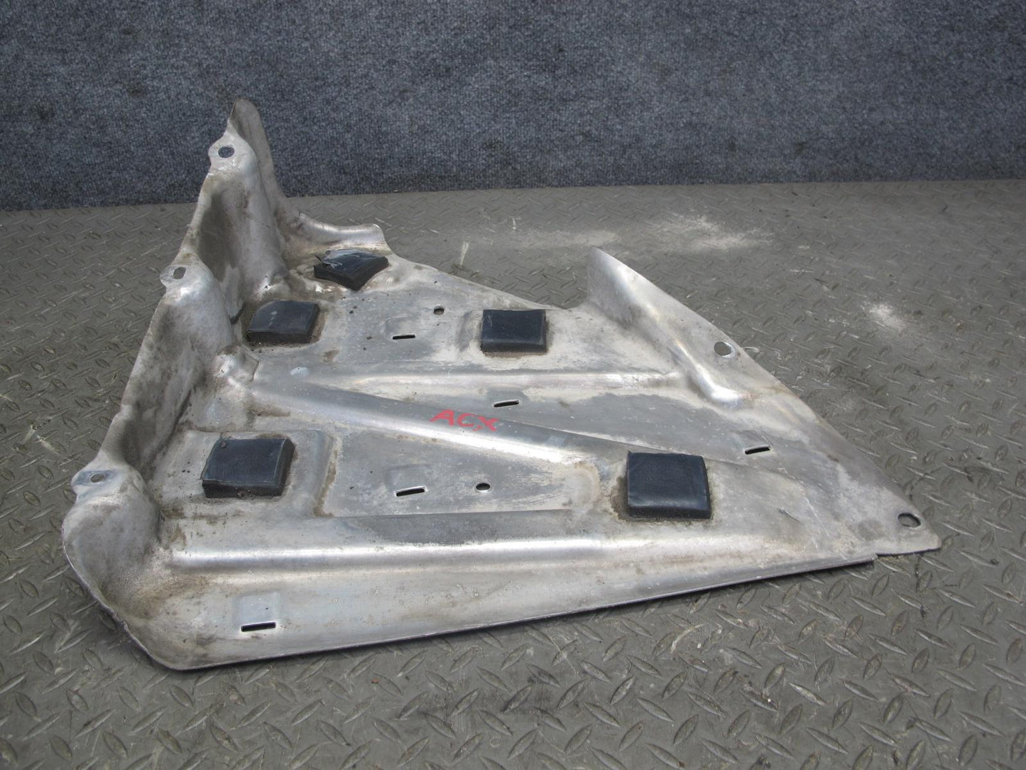 2004-2009 Cadillac XLR Right Left Gas Fuel Tank Heat Shield Set