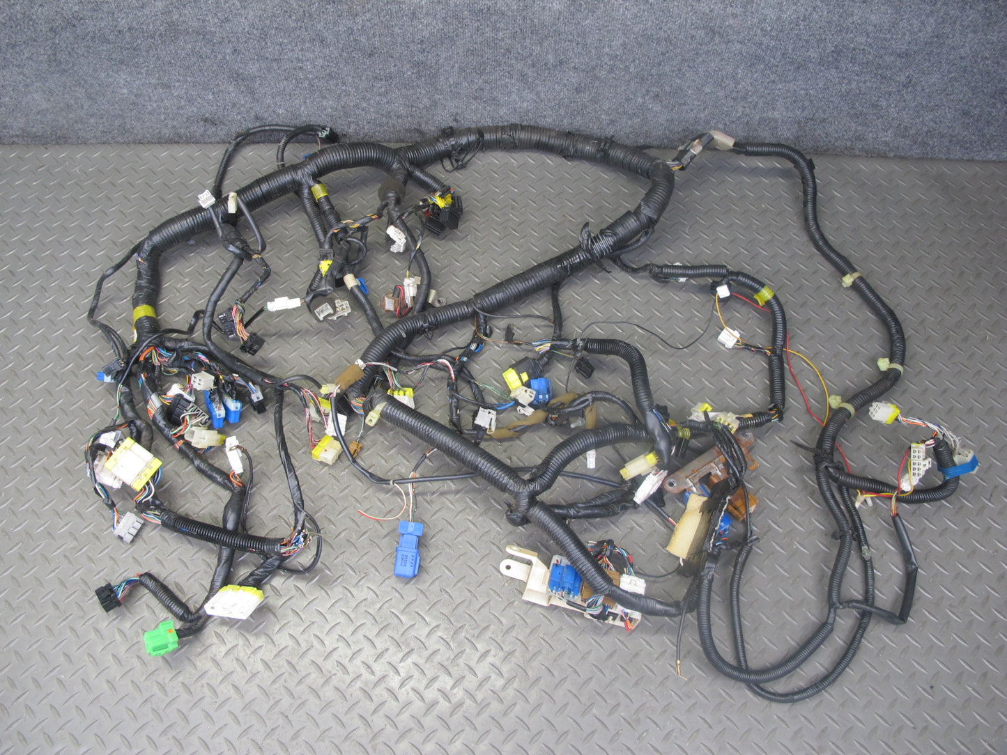 92-93 Nissan Z32 300ZX VG30DE NON Turbo M/T Engine Bay Wire Wiring Harness OEM