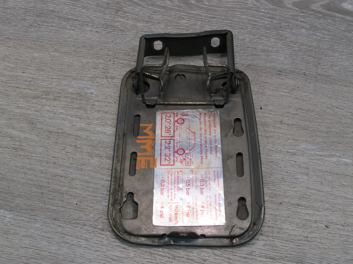 75-85 Mercedes W123 Fuel Tank Filler Door Lid Cover OEM