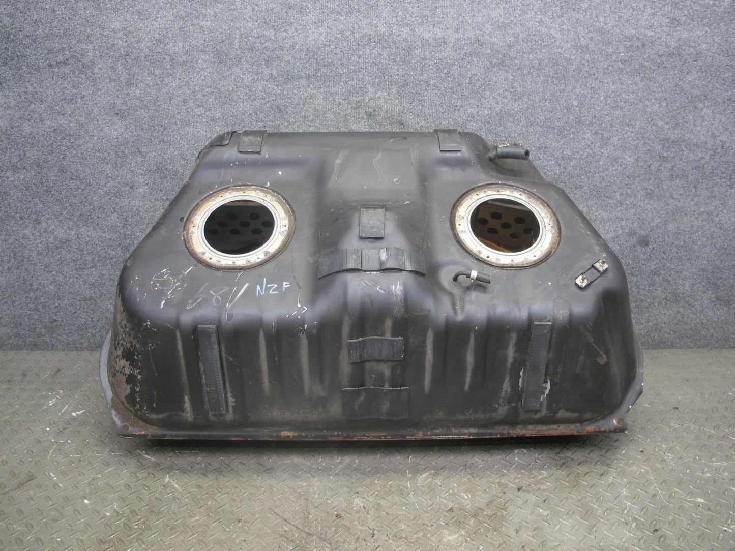 90-96 Nissan Z32 300ZX 2+0 NON Turbo Gas Fuel Tank Unit OEM