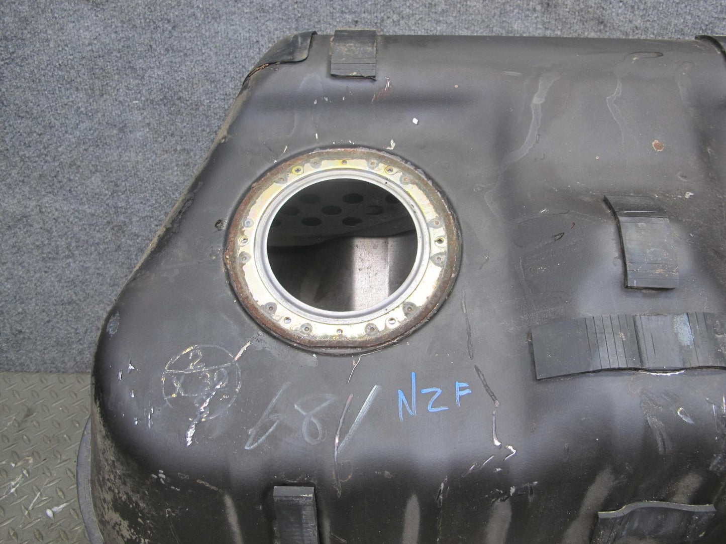 90-96 Nissan Z32 300ZX 2+0 NON Turbo Gas Fuel Tank Unit OEM