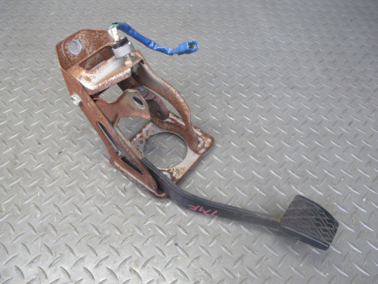 85-89 Toyota MR2 M/T Manual Transmission Gas Clutch Brake Pedal Set OEM