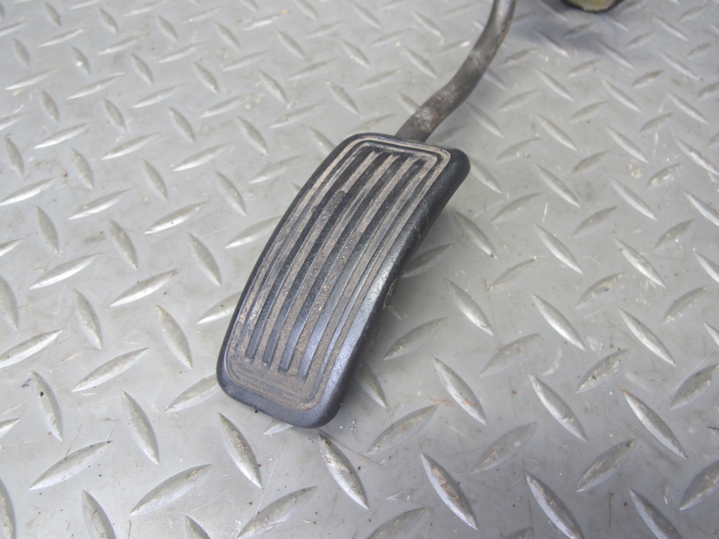85-89 Toyota MR2 M/T Manual Transmission Gas Clutch Brake Pedal Set OEM