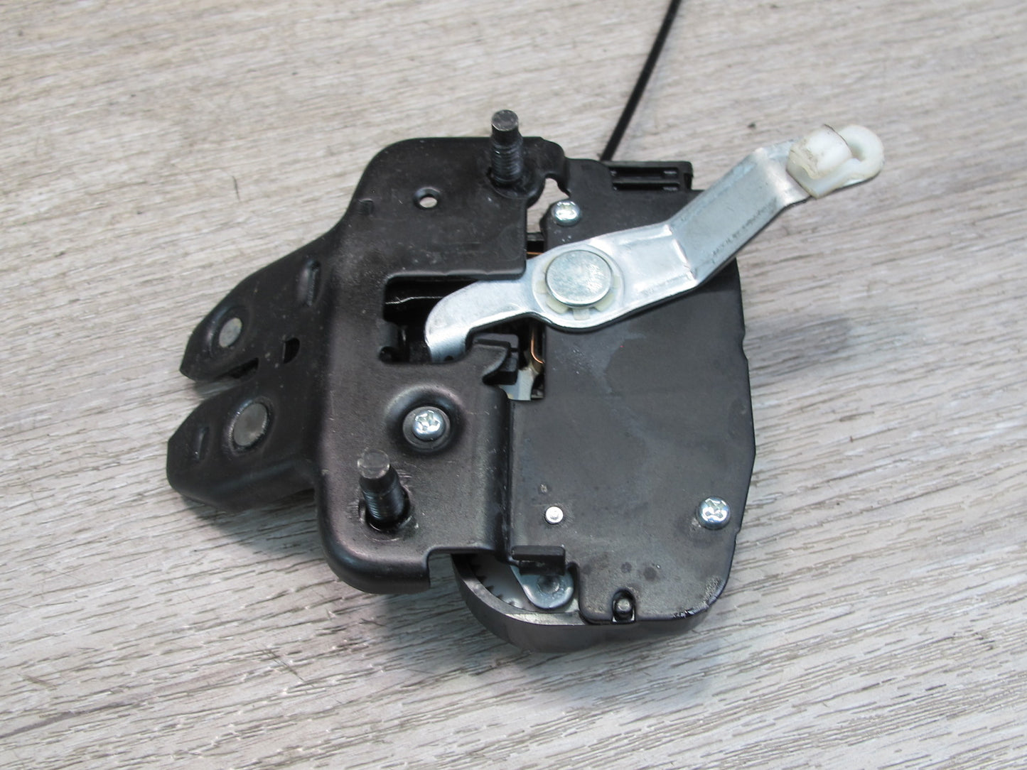 10-20 Nissan 370Z Z34 Rear Trunk Lid Lock Latch Actuator w Pull Handle OEM