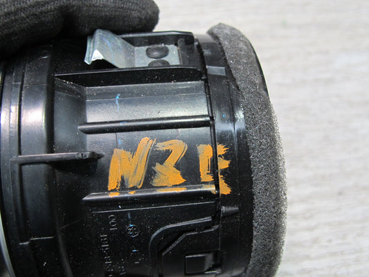 09-20 Nissan 370Z Z34 Right Passenger Door Air Vent Deflector 68750-85F00 OEM