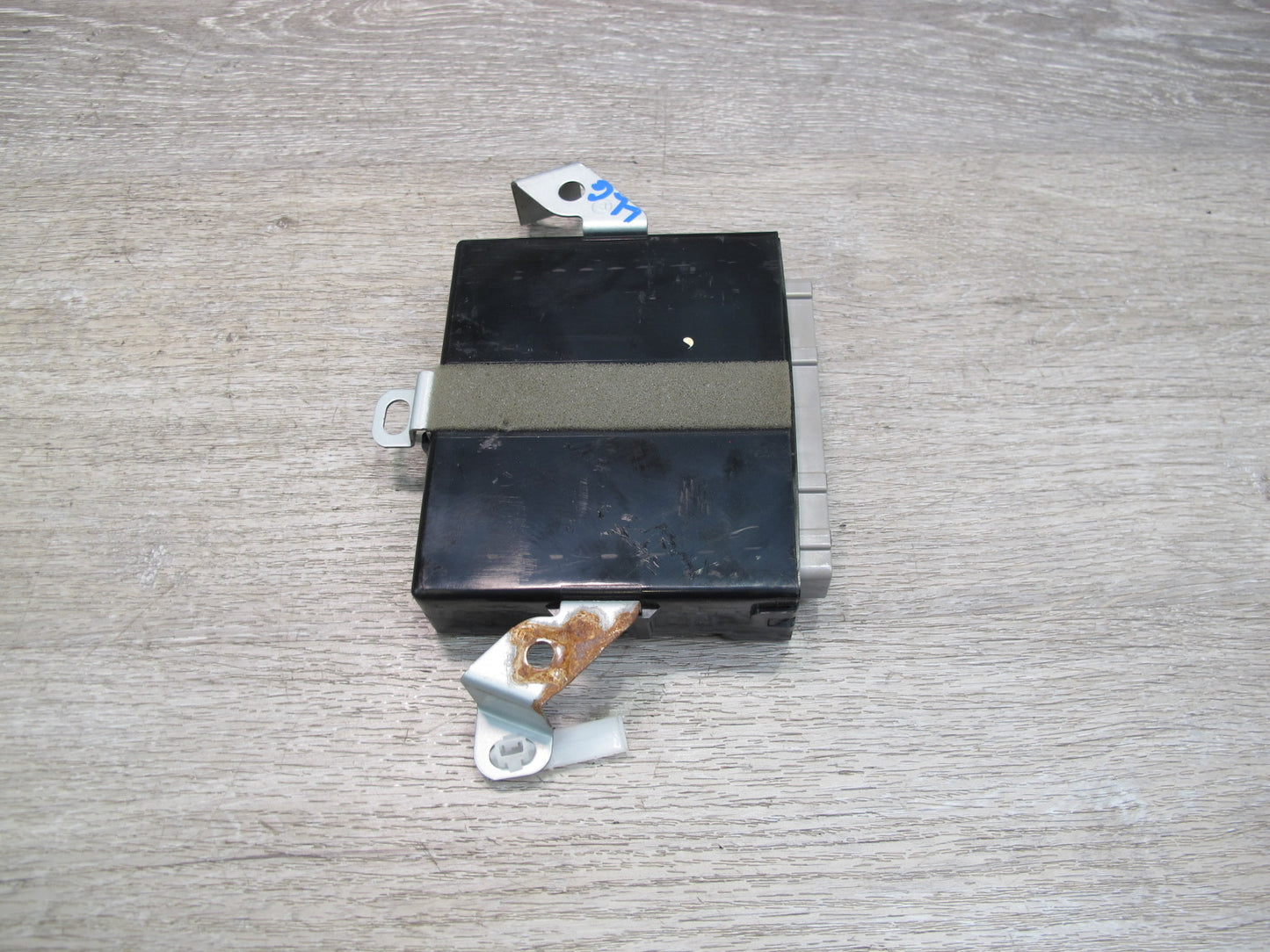 98-05 Lexus JZS160L GS400 GS300 Front Left Door Control Module 89222-30020 OEM