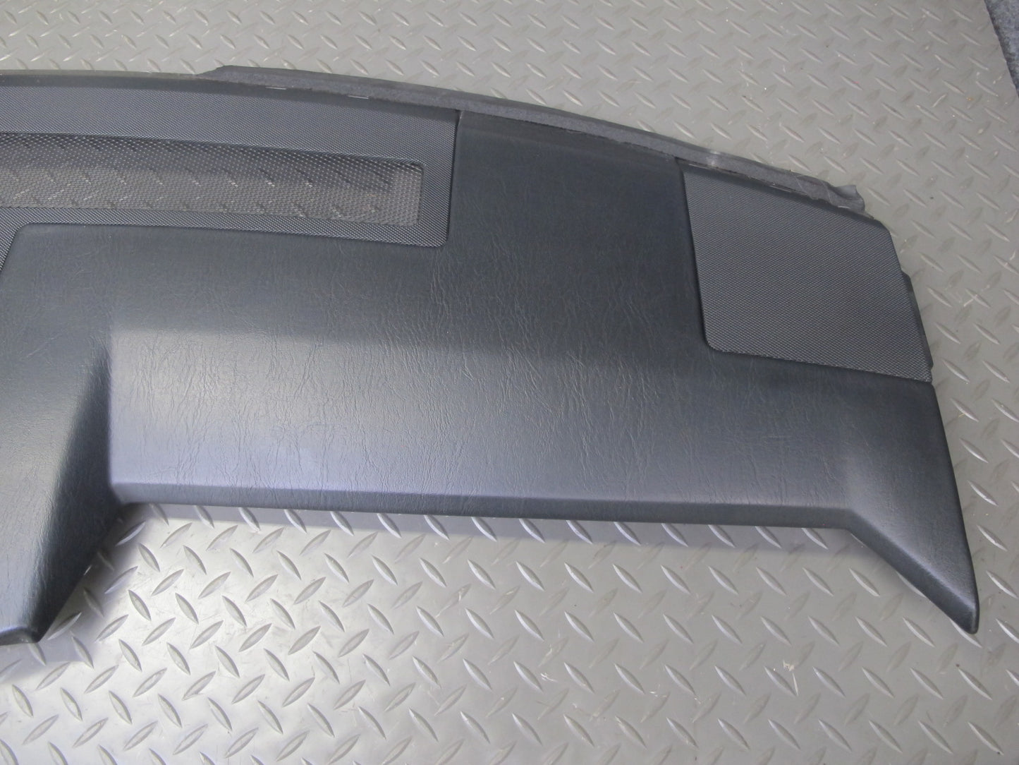 2004-2008 Cadillac XLR Dashboard Upper Cover Trim Panel Black 10352098