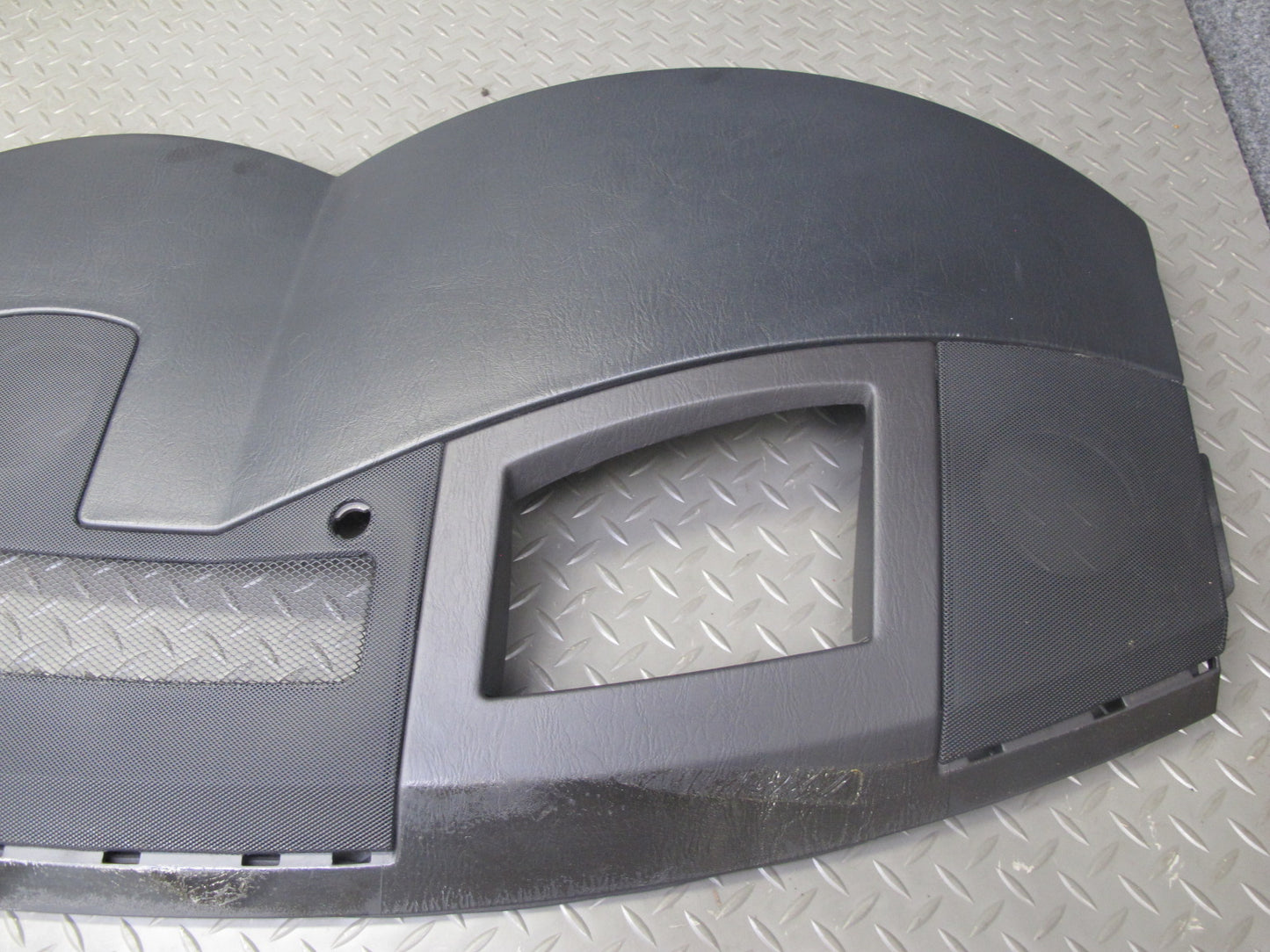 2004-2008 Cadillac XLR Dashboard Upper Cover Trim Panel Black 10352098
