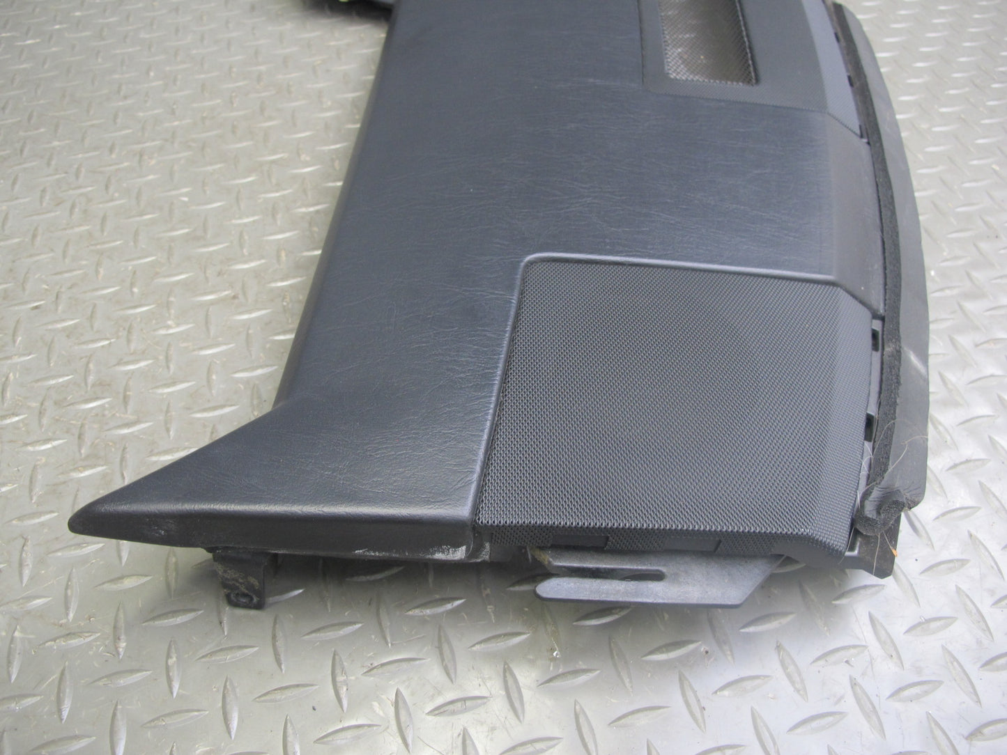 2004-2008 Cadillac XLR Dashboard Upper Cover Trim Panel Black 10352098